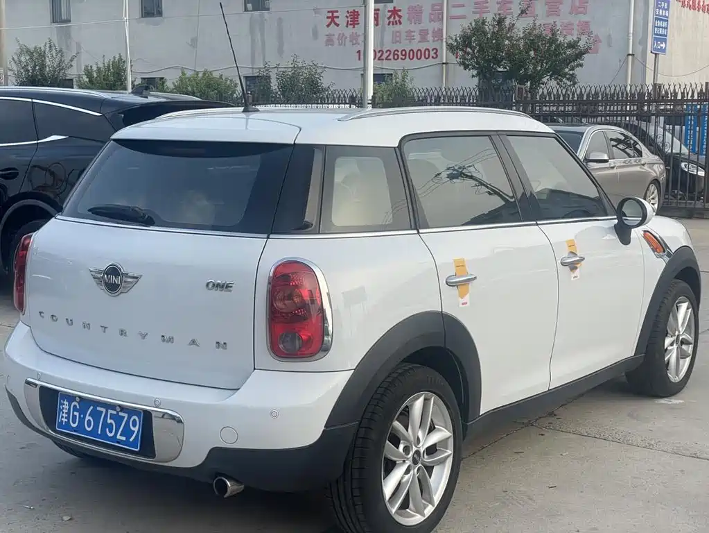 MINI Countryman 2013