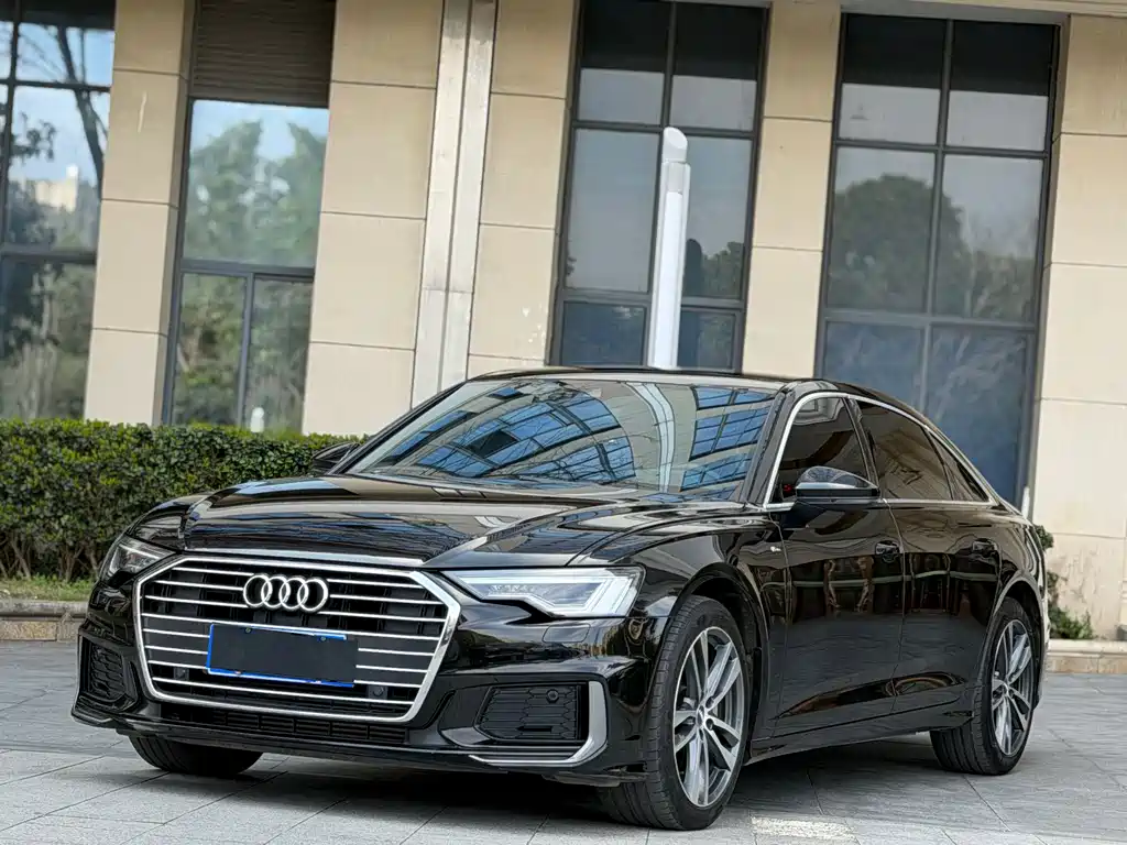 Audi A6L 2020 — фото 1