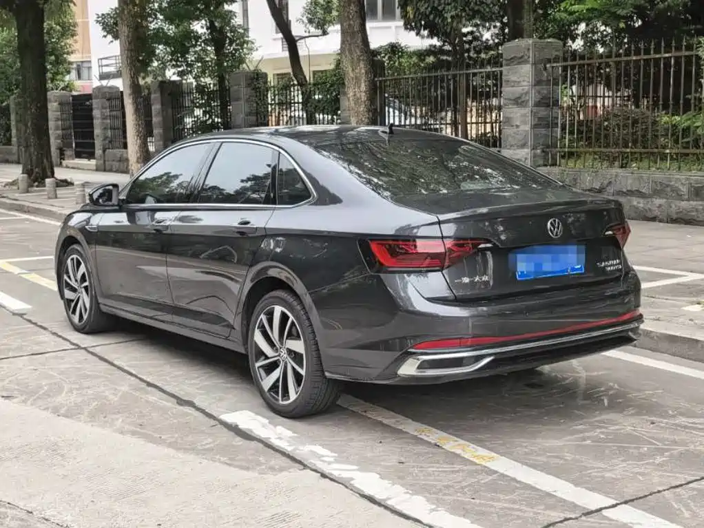 Volkswagen Sagitar 2024