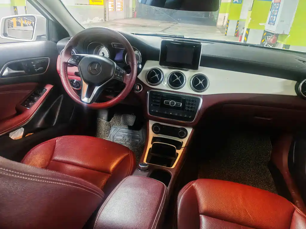Mercedes-Benz GLA 2015 — фото 6