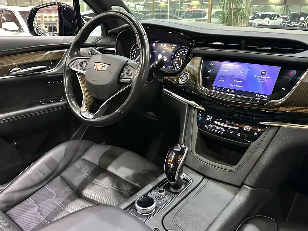Cadillac XT6 2019 — фото 13