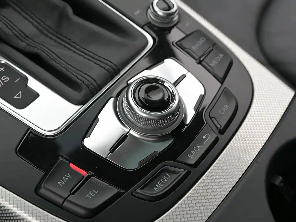 Audi A4 2015 — фото 14