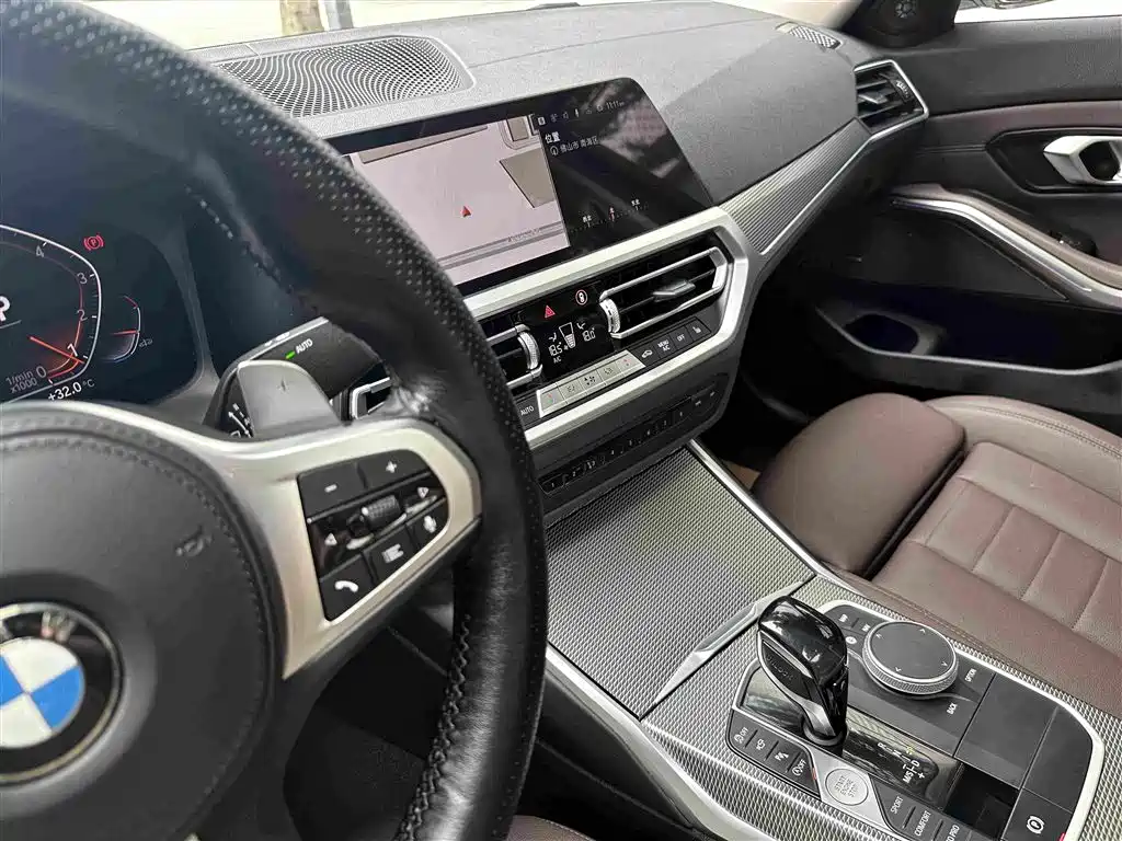 BMW 3 Series 2020 — фото 13
