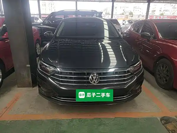 Volkswagen Sagitar 2021