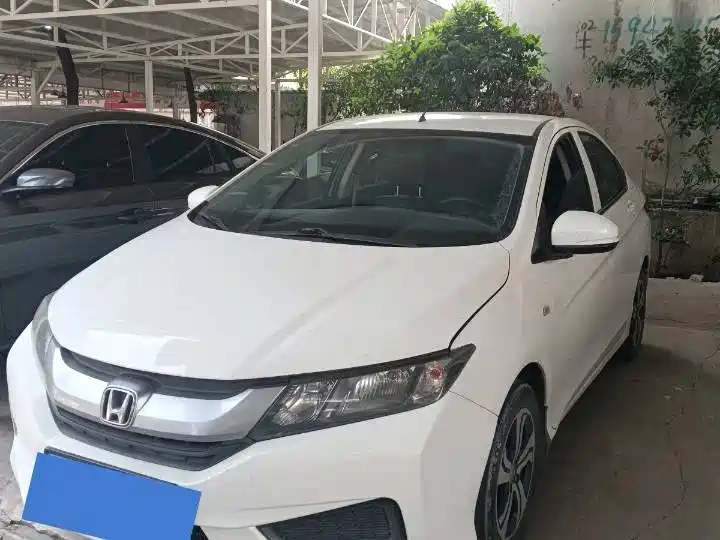 Honda City 2017 — фото 1