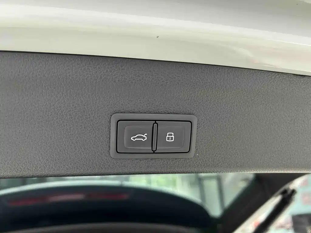 Audi Q3 2023 — фото 17