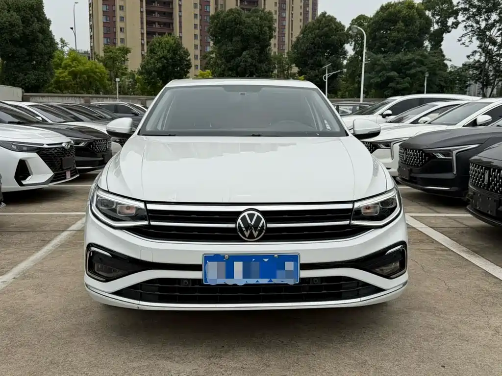 Volkswagen Bora 2023