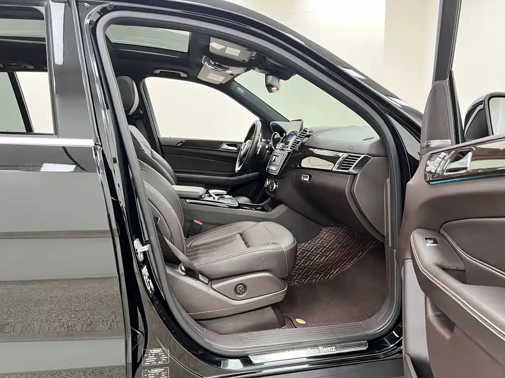 Mercedes-Benz GLS 2019 — фото 14