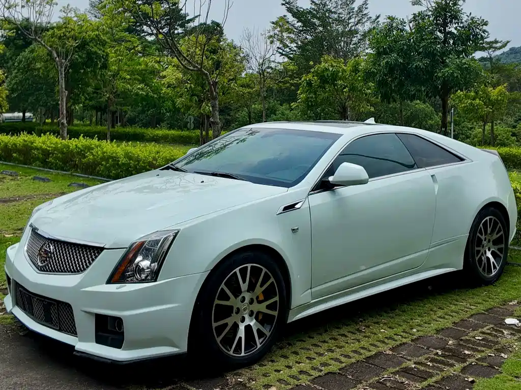 Cadillac CTS 2013 — фото 29