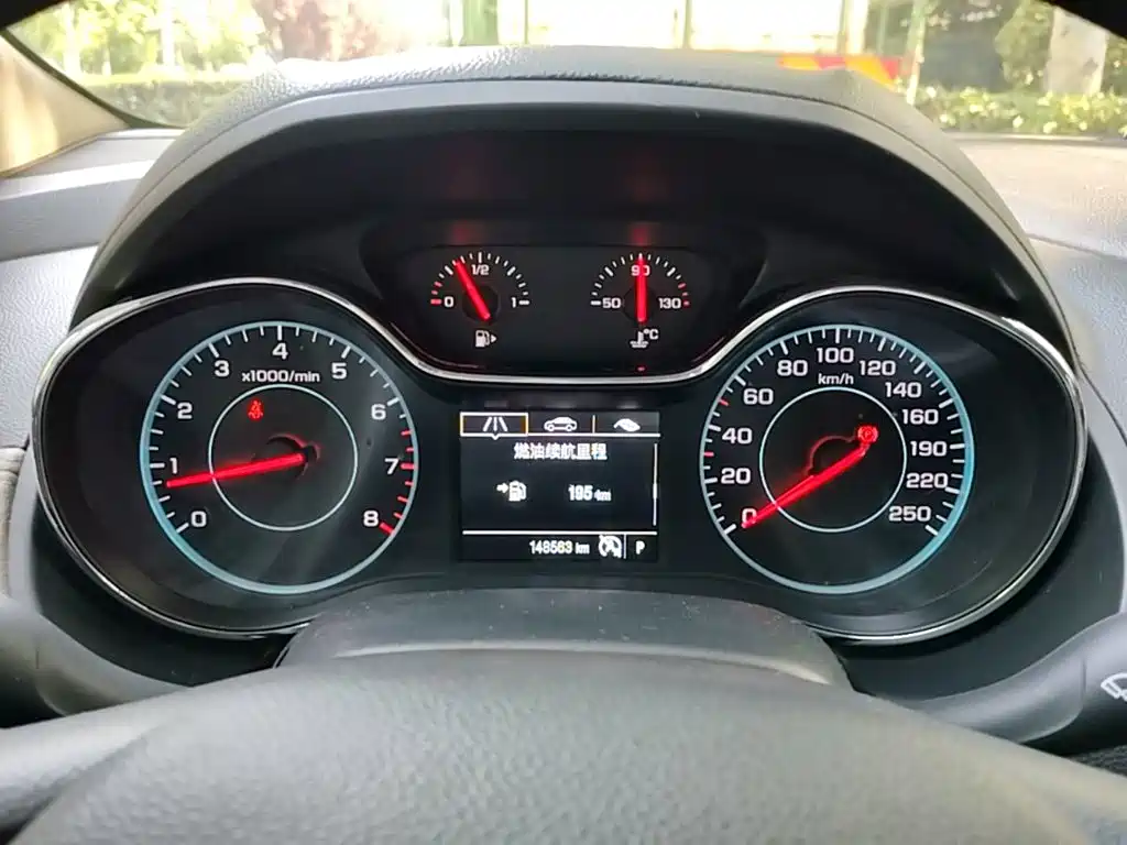 Chevrolet Cruze 2015 — фото 12