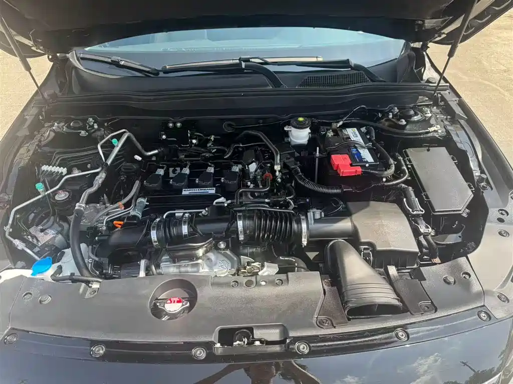 Honda Accord 2023 — фото 11