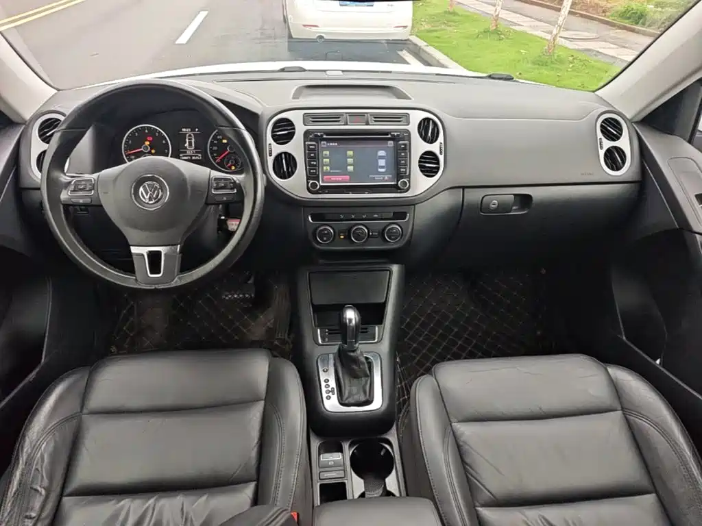 Volkswagen Tiguan 2014 — фото 10