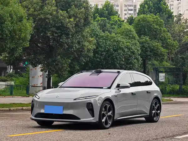 NIO ET5T 2024