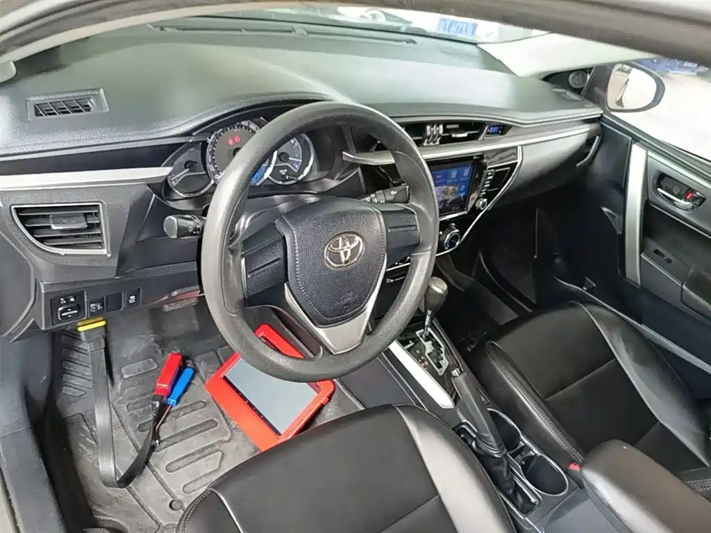 Toyota Corolla 2017 — фото 16