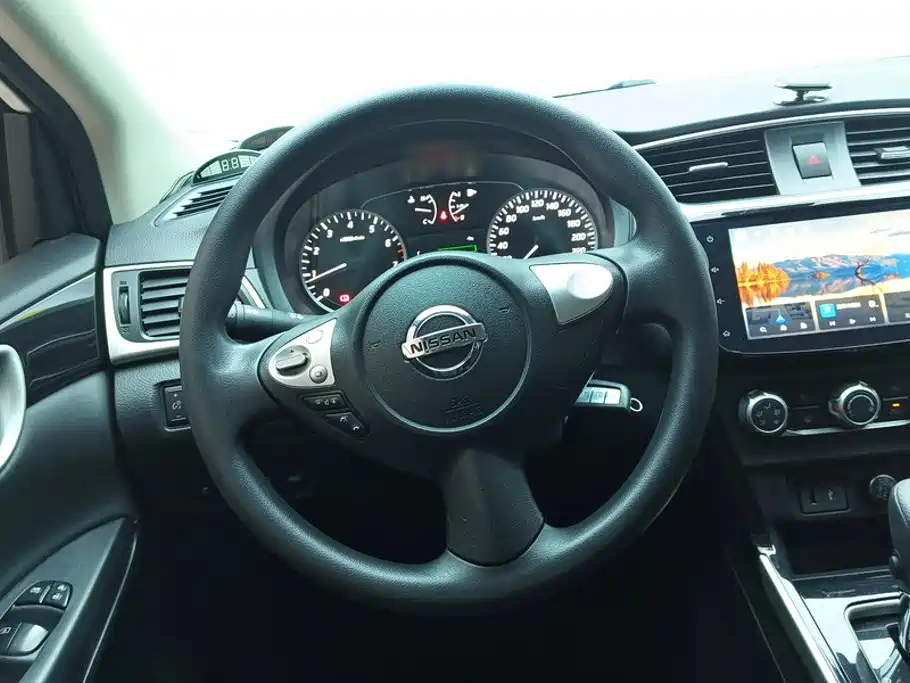 Nissan Sylphy 2023 — фото 15