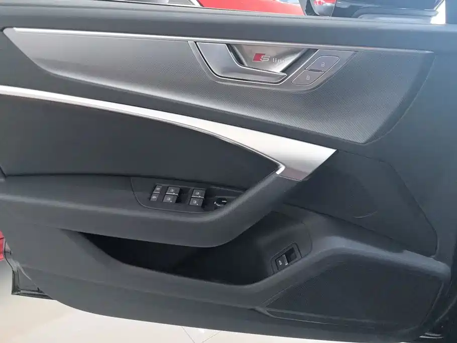 Audi A6L 2024