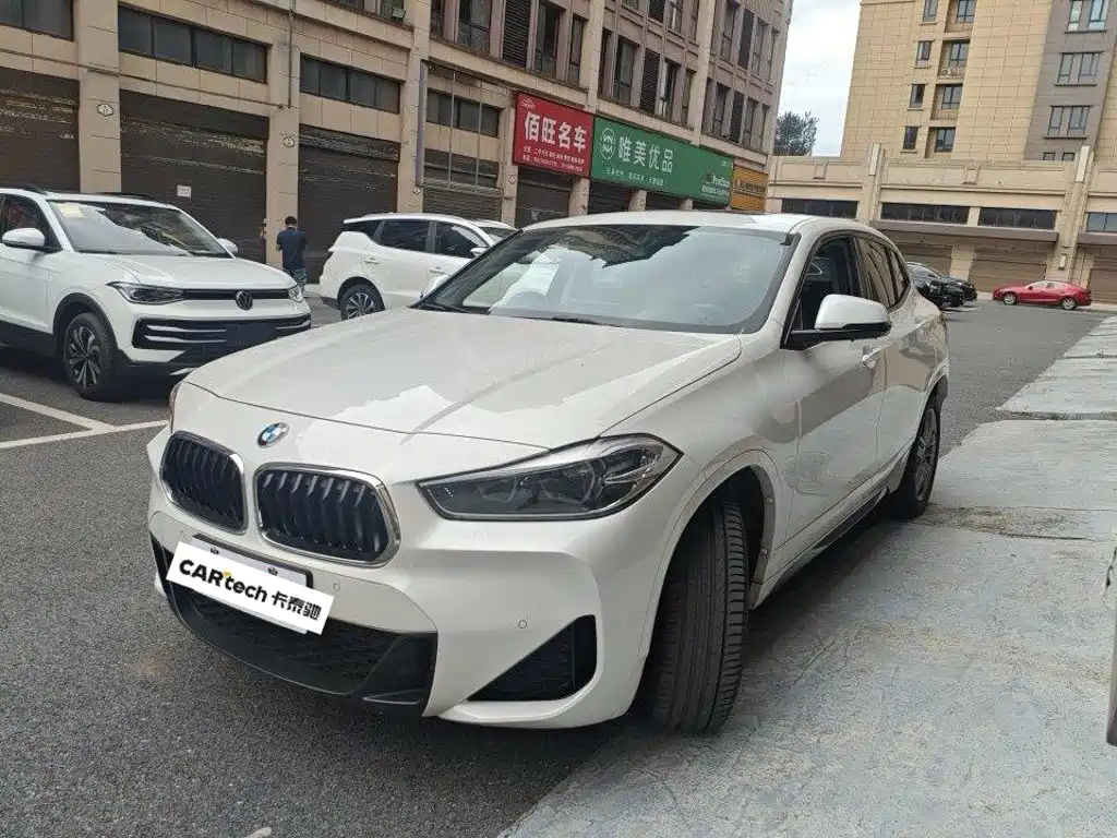 BMW X2 2022 — фото 2