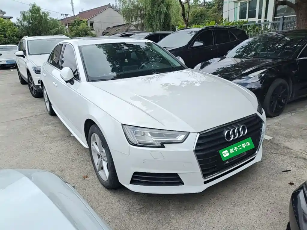 Audi A4L 2017