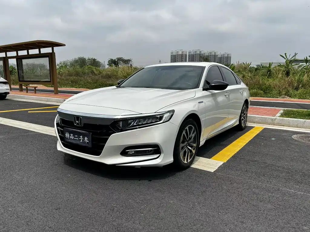 Honda Accord 2018 — фото 1