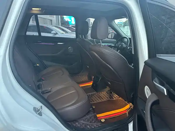 BMW X1 2022