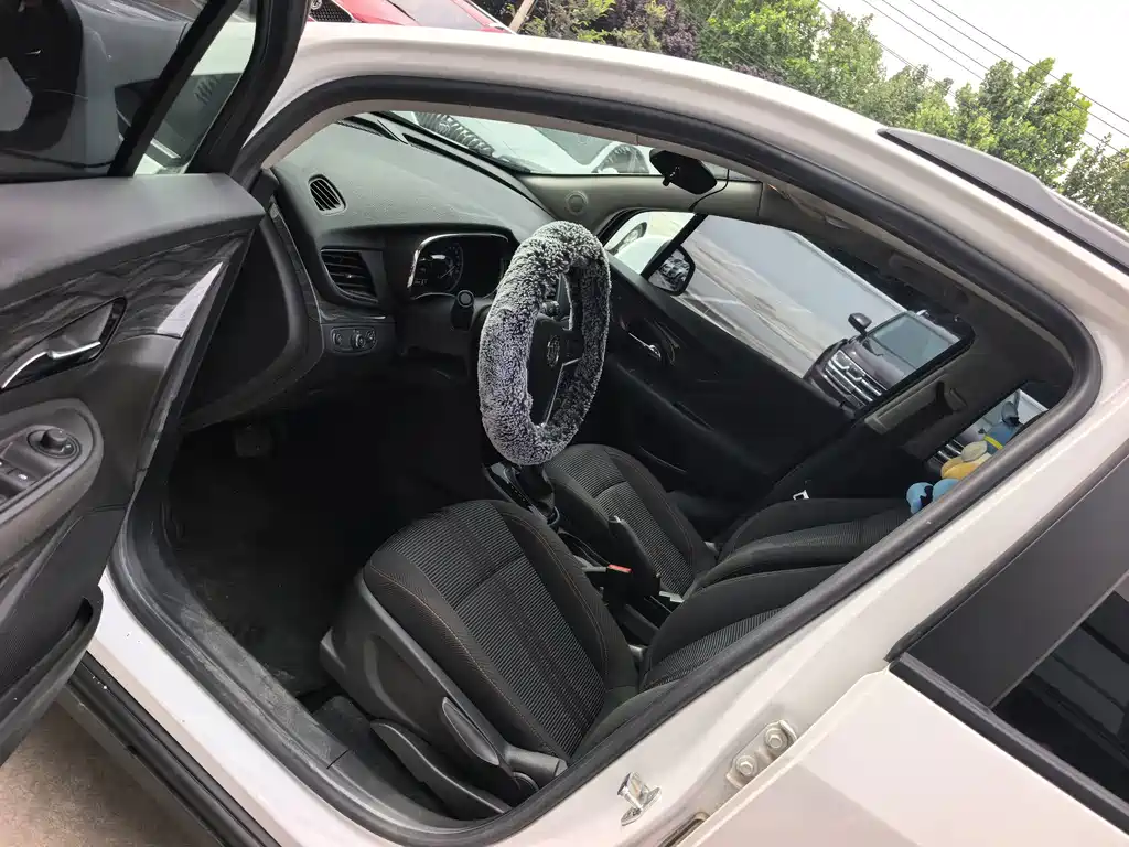 Buick Encore 2019