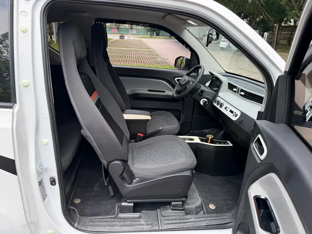 Wuling MINIEV 2021