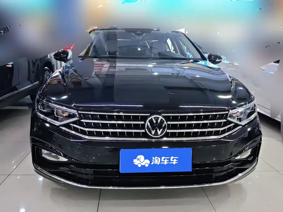 Volkswagen Magotan 2024