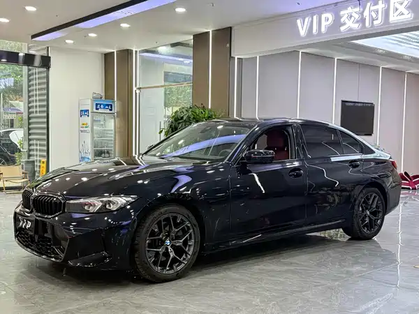 BMW 3 Series 2025