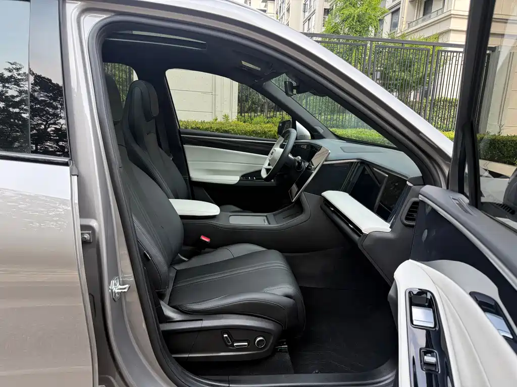 Geely Galaxy L7 2024 — фото 16