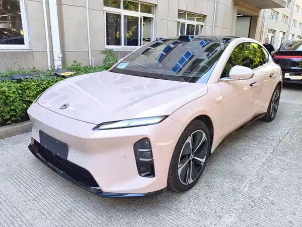 NIO ET5 2025