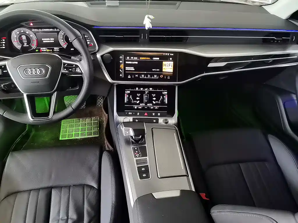 Audi A6L 2020