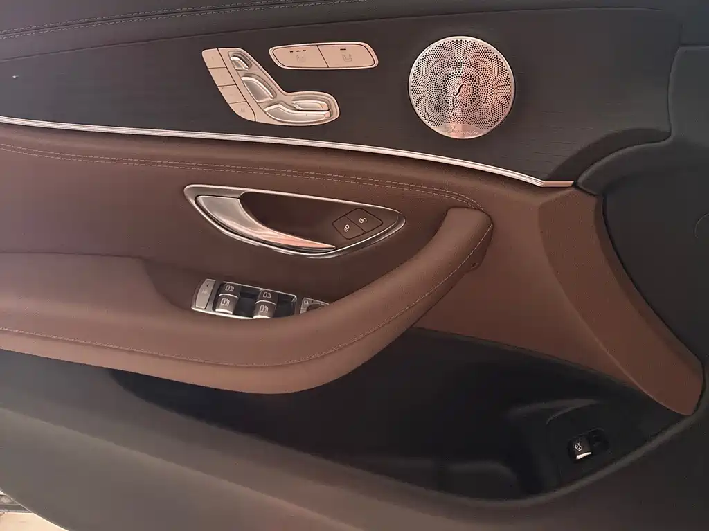 Mercedes-Benz E-Class 2020 — фото 6