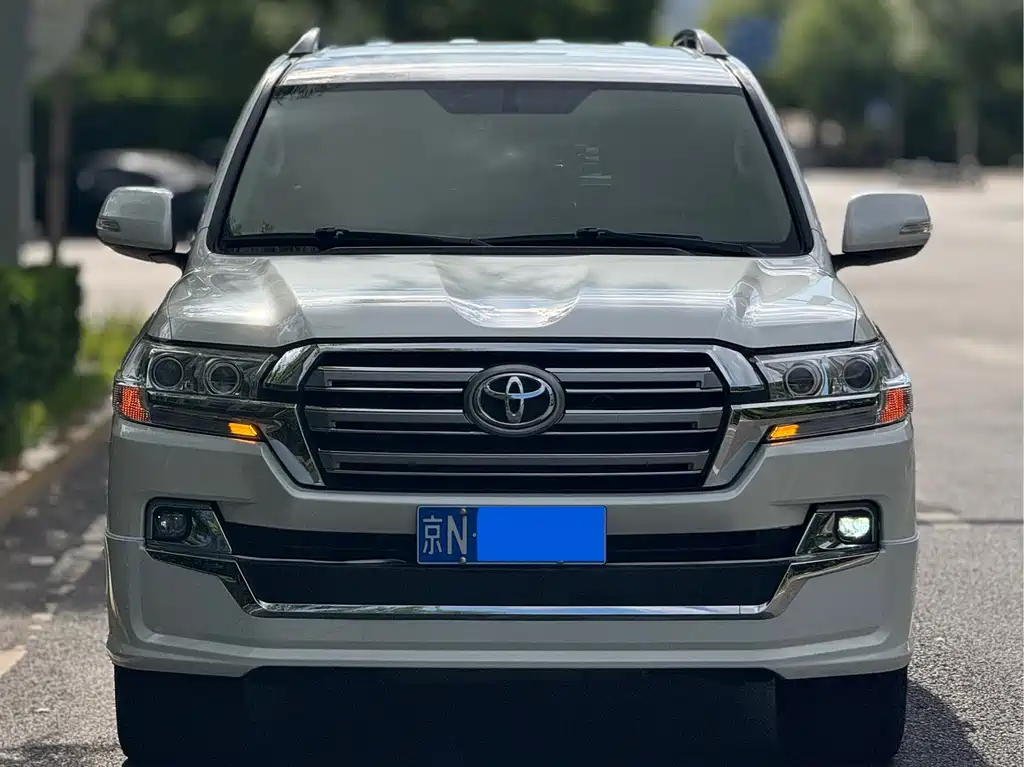 Toyota Land Cruiser 2016 — фото 2
