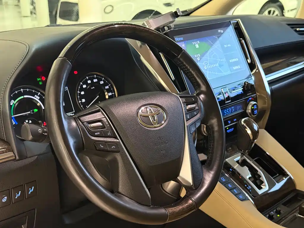 Toyota Alphard 2021 — фото 5