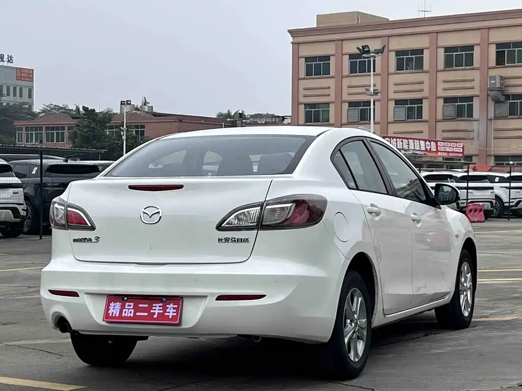 Mazda 3 Xingcheng 2016 — фото 6