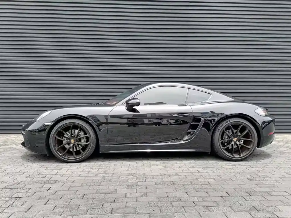 Porsche 718 2024 — фото 17