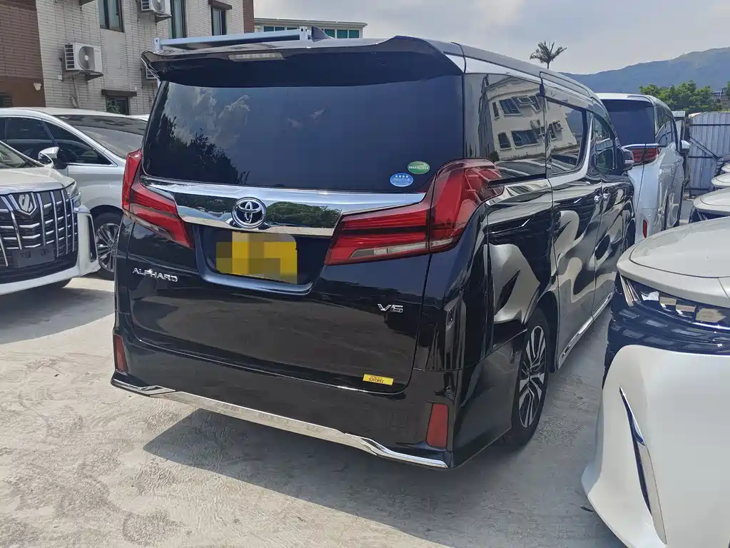 Toyota Alphard 2019 — фото 4