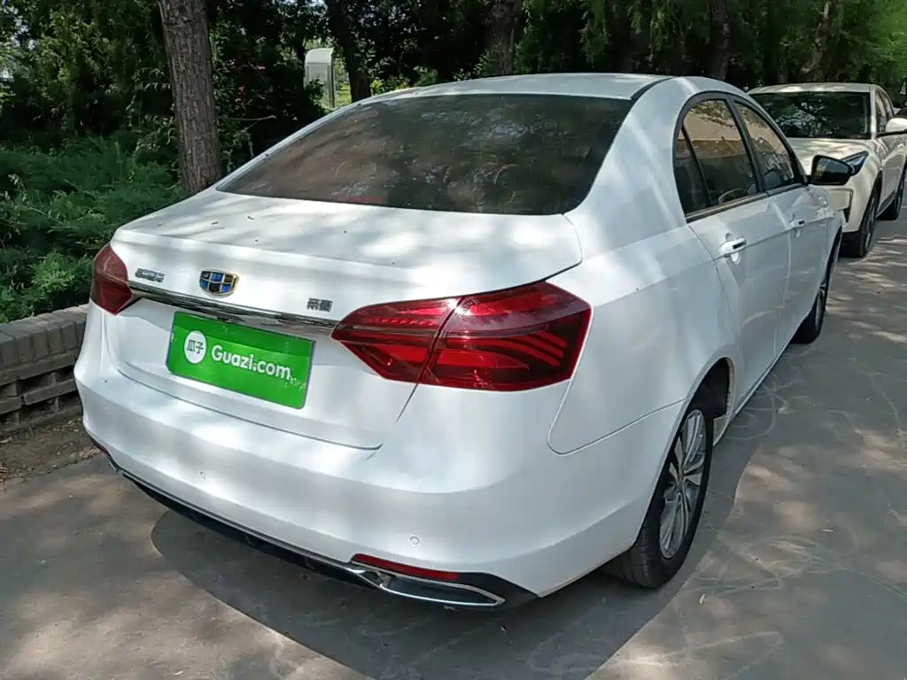Geely Emgrand 2018