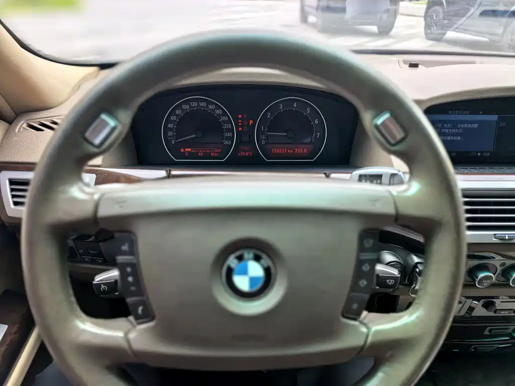 BMW 7 Series 2008 — фото 16