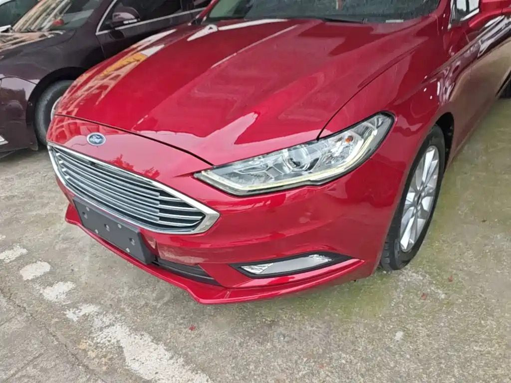 Ford Mondeo 2017 — фото 18