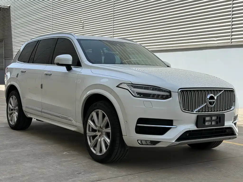 Volvo XC90 2017 — фото 3