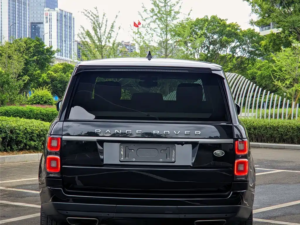 Land Rover Range Rover 2019 — фото 19