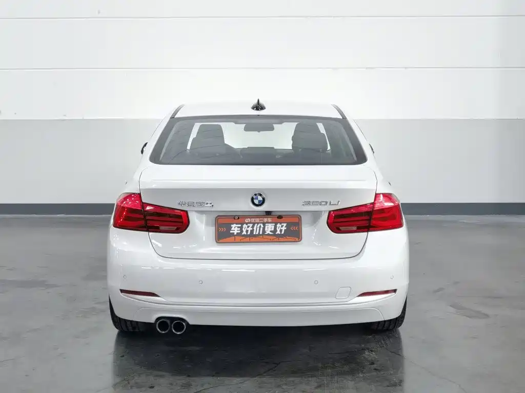 BMW 3 Series 2019 — фото 4