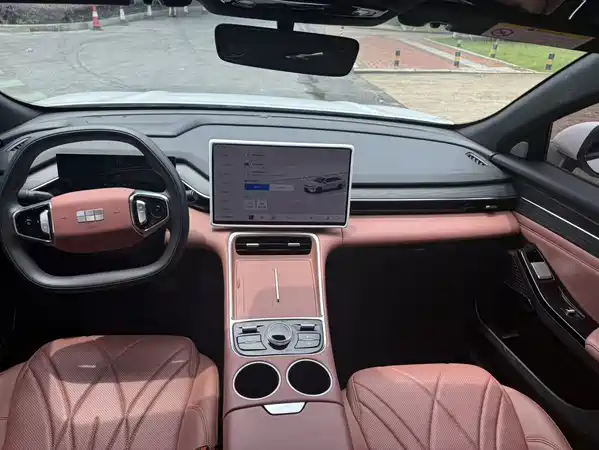 Geely Galaxy L6 2025