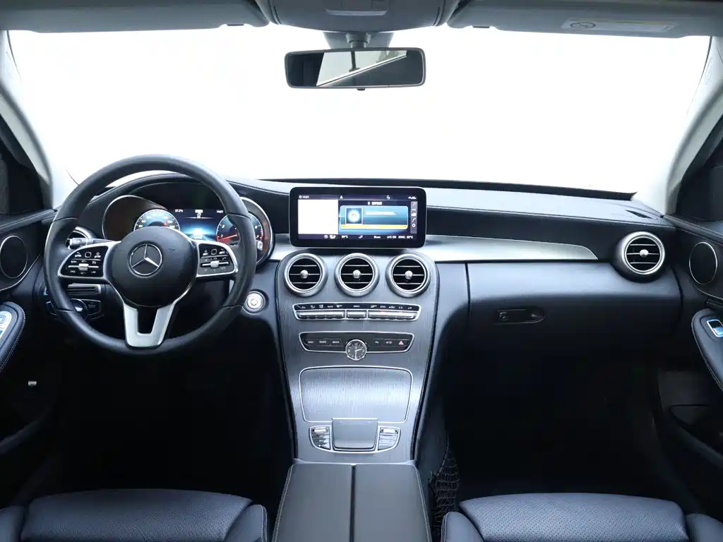 Mercedes-Benz C-Class 2020 — фото 13