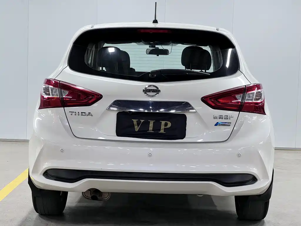 Nissan Tiida 2018 — фото 5
