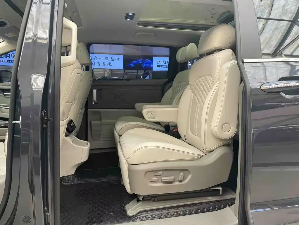 Hyundai Custo 2023 — фото 15