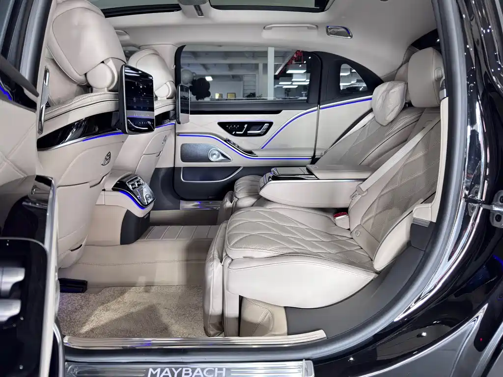Mercedes-Benz S-Class 2024 — фото 17