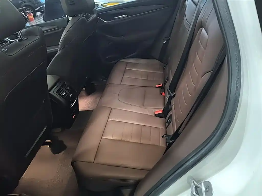 BMW X3 2021 — фото 17