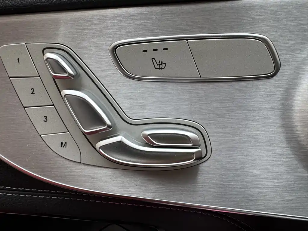 Mercedes-Benz C-Class 2021 — фото 18